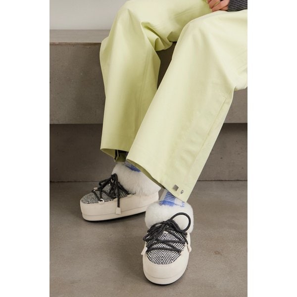 문부츠 게스트 인 레지던스 EVX 샬레 우븐 스웨이드 뮬 46376663162981182