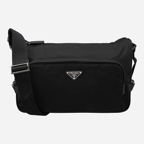 [시흥점] [프라다]5F 2VH191 2DMG F0002 삼각 로고 리나일론 라지 숄더백