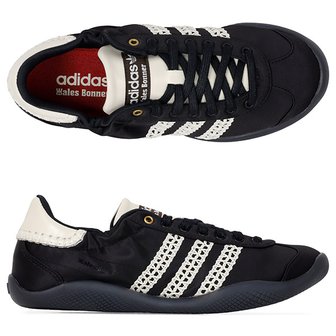 아디다스 [부산점] X웨일즈보너 25FW 블랙 브라운 화이트 카린타 로우 새틴 코어 스니커즈 IH7259