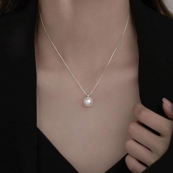 [옷자락] 여성 사계절 착용 클래식 진주 팬던트 목걸이