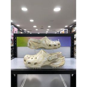 클래식 마블 클로그 206867 2Y3 본 멀티_P356270423
