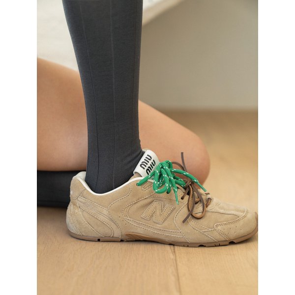 [no.038] charcoal silket knee-socks