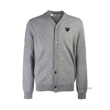 꼼데가르송 FW24 공용 하트 와펜 가디건 AX N024 051 2 LIGHT GREY