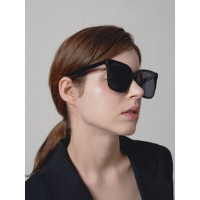 PITY SUNGLASS BLACK