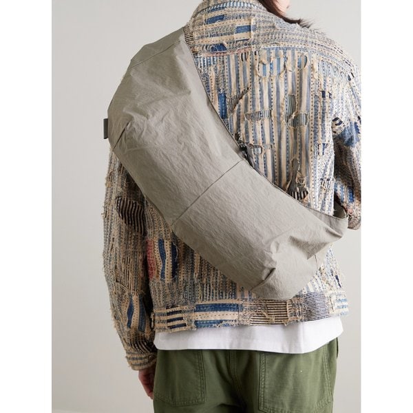 마스터피스 사시 라지 가죽 트리밍 코팅 나일론 슬링백 46376663163042826