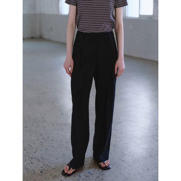 Signature Semi Wide Pants  Black (KE6321M015)