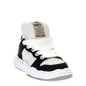 Wayne 스니커즈(유니섹스) SS24 A12FW718BLKWHT 2645690