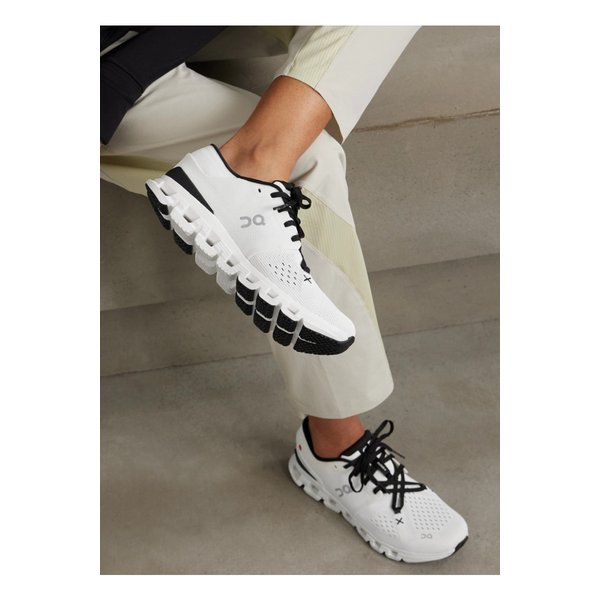 러닝 클라우드 X 4  메시 스니커즈 화이트 1647597342374625