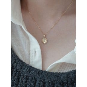 14k oval flat necklace