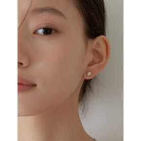 Mini hammer ball earring