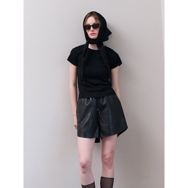 LEATHER SHORT PANTS BLACK
