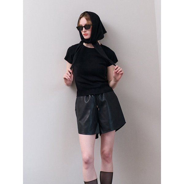 LEATHER SHORT PANTS BLACK