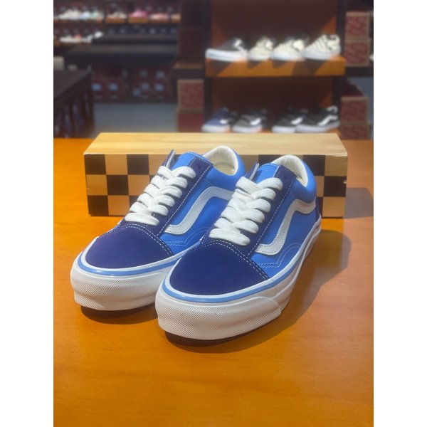 [여주점] (남여공용) 스니커즈 프리미엄 올드스쿨 Lx (블루) (VN000D9J0QY)