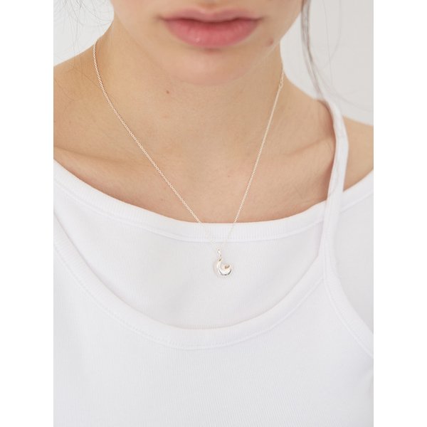 Flow Curl Necklace