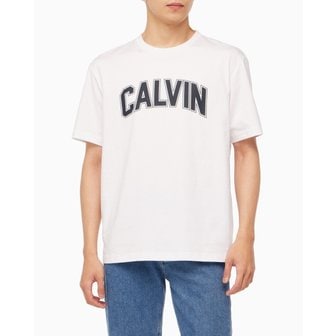 Calvin Klein Jeans [파주점] *특가*[캘빈클라인진]CK진공용 바시티 로고 반팔 티셔츠(J400310-YAF)