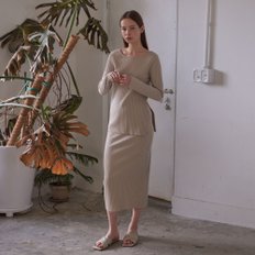 [30% 할인가 판매] Wide Rib Slit Long Sleeve (Beige)