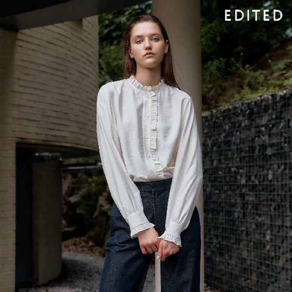 에디티드  프릴 블라우스 (25FW)
