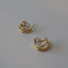 triple hoop square earring