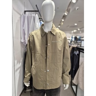 Calvin Klein [여주점] [캘빈클라인 CK진] 남여공용 나일론 프렌치 셔츠 자켓 (4RB518G-ROA)
