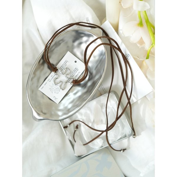 Bloom Choker Necklace