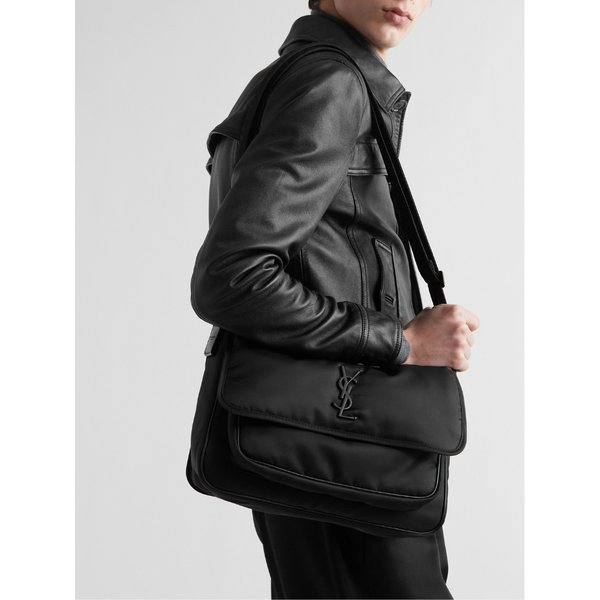 가죽 트리밍 나일론 메신저백 1647597320698915