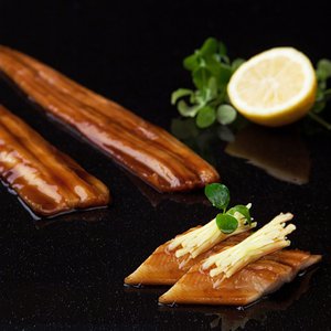 프레쉬테이블 [마칸] 바다장어 양념 구이용 1kg 10미 장어구이 장어덮밥용