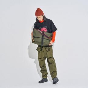 [FM91.02] xPLAY Messenger Bag Khaki (S5993685)