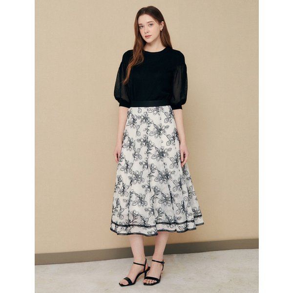 [파주점] 플라워 아플리케 레이스 스커트 JR4A0SK433