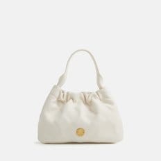 [25S/S][MQ2370 라인] 그리드퀼팅 스트링 토트백 스몰 M251MQ2371I