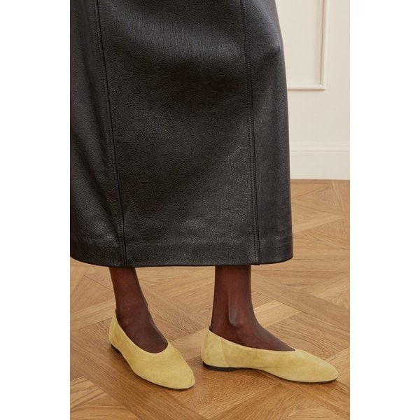 베이지 스웨이드 발레리나 플랫 46376663162980304