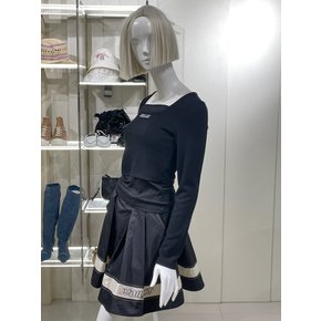 [파주점] 어깨 트임 슬림 티셔츠 (EQ3CL362)