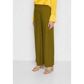 3787699 Marc OPolo PANTS WIDE LEG ELASTIC WAISTBAND PATCH POCKET - Trousers fern green