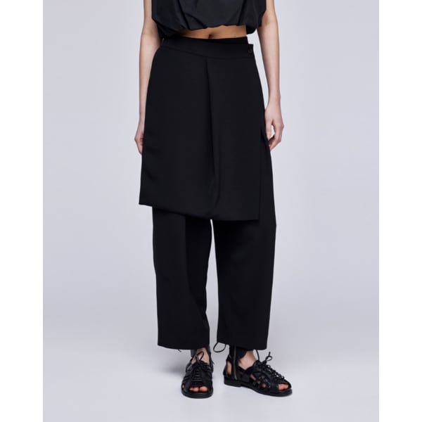 [파주점] [송지오우먼]송지오 컬렉션 어시메트릭 드레이프 스커트 팬츠 블랙 WH2PT711BK