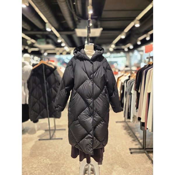 [파주점] 랩 다이아퀼팅 후디 롱 덕다운 패딩 AR4ENS70