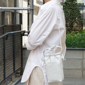 [최초판매가136000원]ROY BAG  Off White