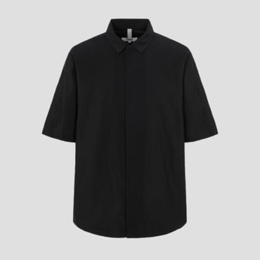 빈폴 25SS[BC5365C835] 젠틀테크 솔리드 반소매 셔츠 - 블랙