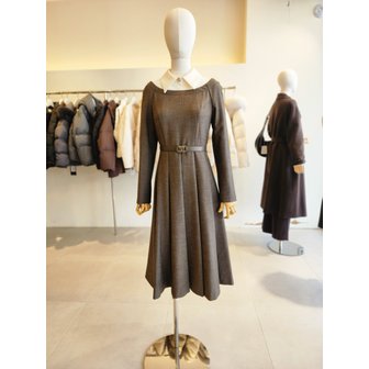 JJ지고트 [여주점] [JJ 지고트] 여성  배색 칼라 플리츠 원피스 GNBA0OP33