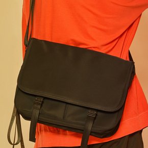 R.TWIN CROSS BAG / BLACK