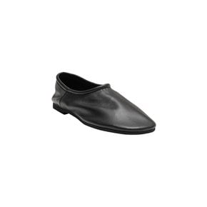 아모멘토 26FW Womens Lambskin Slip On Loafer, Black