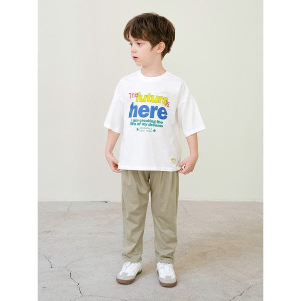 퓨처이즈히어배기상하복