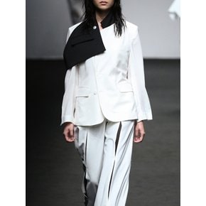 WHITE PATCH BLAZER JACKET