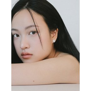 TOGGLE EARRING [2 COLORS]