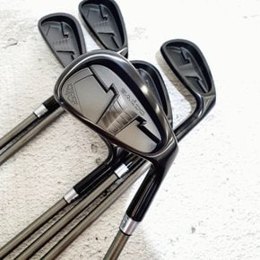 CORSA DC 블랙 한정판 아이언 세트 스틸파이버 H투어 전스펙 (6iron)