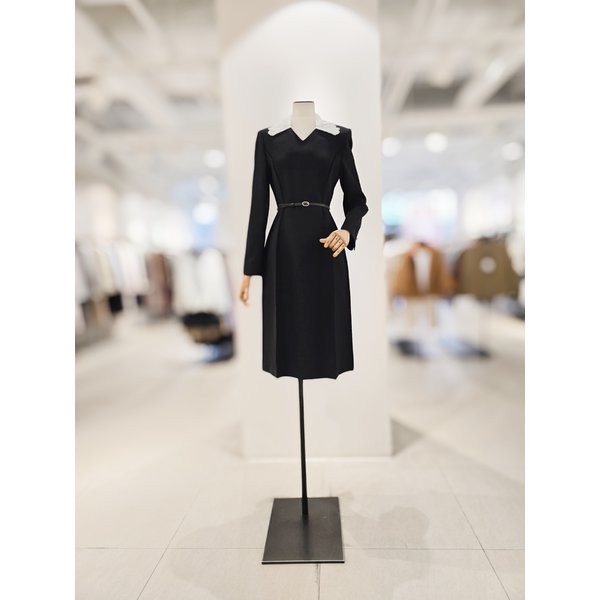 [파주점] [더아이잗컬렉션]클래식 브이넥 세트업 원피스 CR4A0OP121