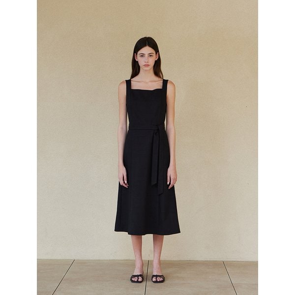 Square neck sleevless onepiece_BLACK