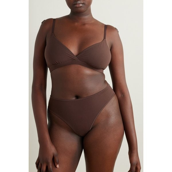 스킴스 피츠 에브리바디 크로스오버 브라렛 코코아 뉴트럴 1647597296203939