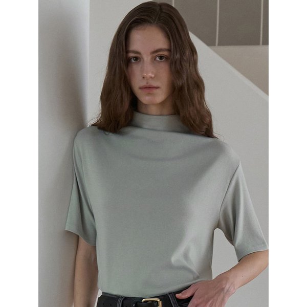 쿼터 넥 하프 슬리브 티 2컬러 OU1619