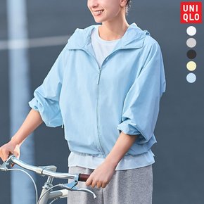 유니클로 여성 바람막이 자켓 포켓터블 UV PROTECTION 파카 자외선차단 아우터