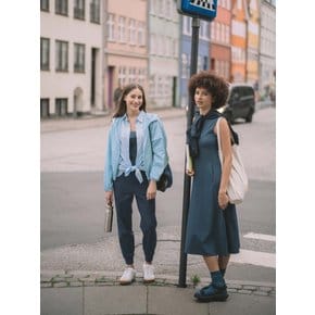유니클로 여성 바람막이 자켓 포켓터블 UV PROTECTION 파카 자외선차단 아우터