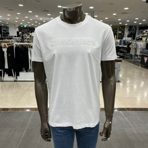 남성 엠보 로고 레귤러핏 반팔 티셔츠 J323262-YAF